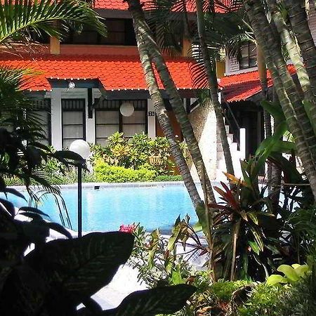 Adika Sari Bungalows Legian Exterior foto