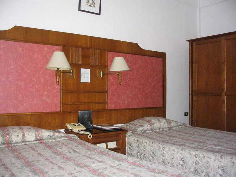Adika Sari Bungalows Legian Exterior foto